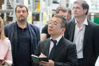 Экскурсия по складским корпусам